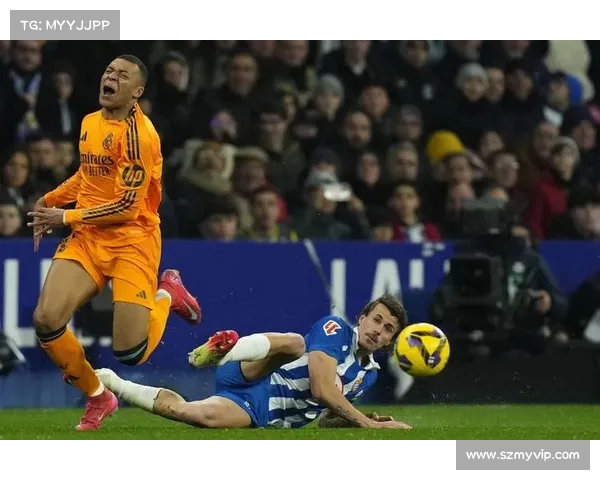 西甲裁判争议频发 球迷怒批裁判判罚公正性受质疑 西甲裁判争议频发 球迷怒批裁判判罚公正性受质疑